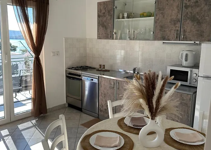 Zoricic Apartament *